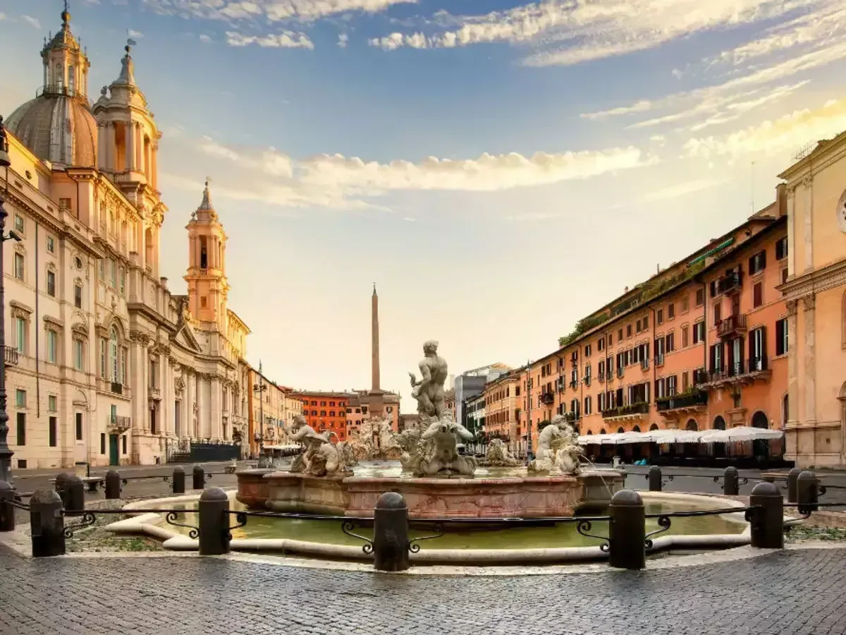 Pantheon and Piazza Navona Stroll